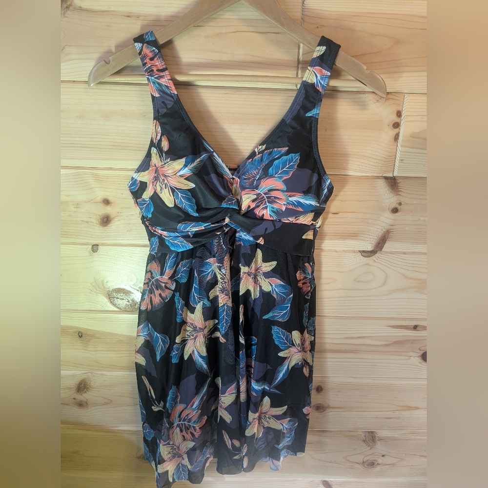 Shekini Swimsuit Bathingsuit Medium Multicolor Floral One Piece Beach Swimwear
